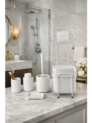 Mikasso Modern Beyaz Standlı Banyo Aksesuar Seti -Click Kapaklı Banyo Kovası, Sabunluk,diş Fırçalık Seti Pla