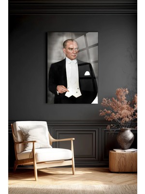 Mgi Design Atatürk - Renkli Görüntü Dikey Duvar Dekoratif Cam Tablo - Mustafa Kemal Portre Kırılmaz Temperli Canlı Salon Yatak Odası Uv Baskılı Hediyelik