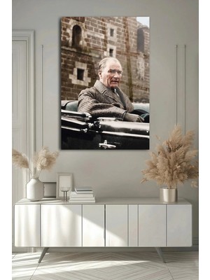Mgi Design Atatürk Klasik Otomobilde Nostaljik Portre Cam Tablo | Sanatsal Duvar Dekoru | Uv Baskılı Canlı Renkler | Kafe ve Ofis Için | Sevdiklerinize Hediyelik