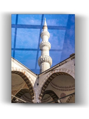 Mgi Design Süleymaniye Camii’nin Avlusundan Bir Minare