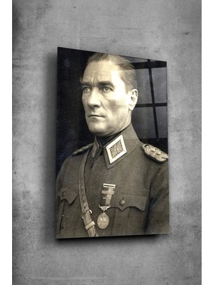 Mgi Design Atatürk Cam Tablo - Portre - Cam Tablo - Duvar Dekoru - Atatürk Portresi - Kaliteli Baskı ATA007