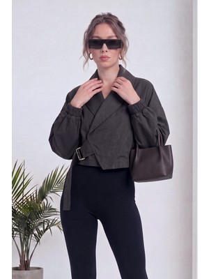 The ZKS Kadın Şal Yaka Kemer Tokalı Rahat Fit Crop Ceket Kırmızı, Kahverengi, Bej