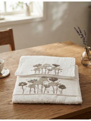 Fiesta Umay Süzene Bambu Bürümcük Analı Kızlı Havlu Seti (1 Adet 30X50 cm ve 1 Adet 50X90 cm ) %70 Bambu %30 Pamuk