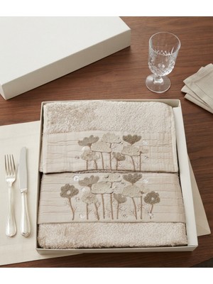 Fiesta Umay Süzene Bambu Bürümcük Analı Kızlı Havlu Seti (1 Adet 30X50 cm ve 1 Adet 50X90 cm ) %70 Bambu %30 Pamuk