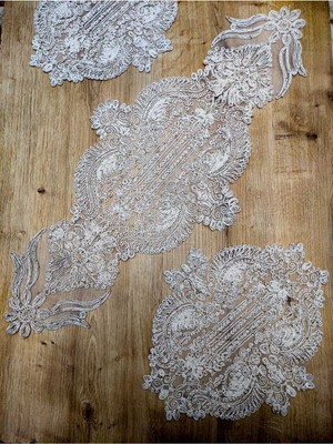Belirtilmemiş Salon Takımı, Yatak Odası 3 Parça Sehpa Örtüsü, Masa Örtüsü 3 Parça Oda Takımı Krem - Gold Detaylı