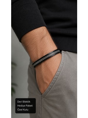 Herşey Nota Ternavo Silverstitch Siyah Deri Erkek Bileklik - Gümüş Ton Zincir Şeritli
