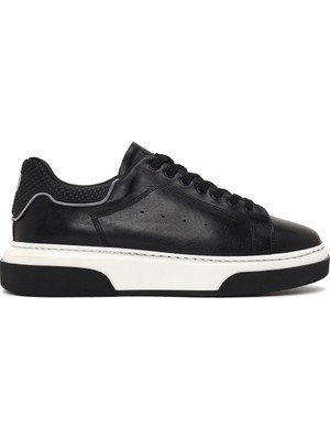 Derimod Erkek Siyah Bağcıklı Kalın Tabanlı Deri Sneaker WM710016DV