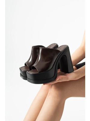 Dabab Shoes Monelıa Kadın Kahve 13 cm Platform Topuklu Önü Açık Kalın Topuklu Terlik Sandalet