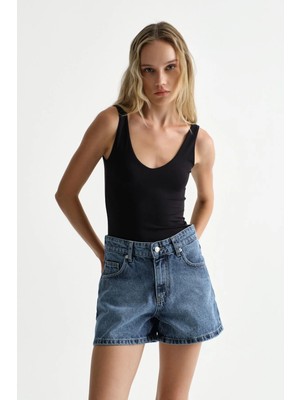 Açelya Okcu Premium Darcy V Yaka Bodysuit