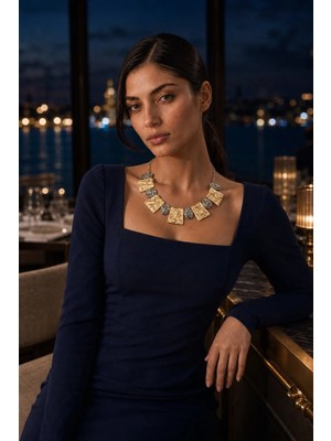 Allona Kadın Gold Gümüş Plaka Detaylı Kısa Kolye KOLYE-018 & Premium Kutu