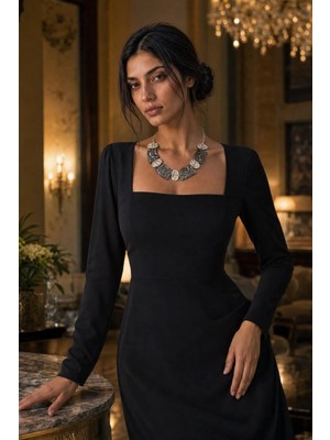 Allona Kadın Gümüş Renk Plaka Detaylı Kısa Kolye KOLYE-006 & Premium Kutu