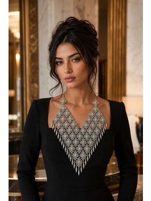 Allona Kadın Gümüş Renk Püsküllü Gösterişli Kolye KOLYE-058 & Premium Kutu