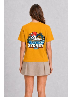 Wakha Sydney Minimalist Ikonik Tasarım Tişört - Sırt Baskılı - Sarı