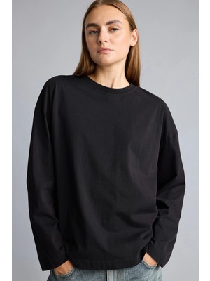 DeFacto %100 Pamuk Oversize Basic Penye Uzun Kollu Tişört I8409AX26AU