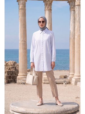 Armine Trend Çizgili Asimetrik Blok Detaylı Düğmeli Uzun Kollu Oversize Gömlek Tunik 90 cm Boy Mavi 26YT490