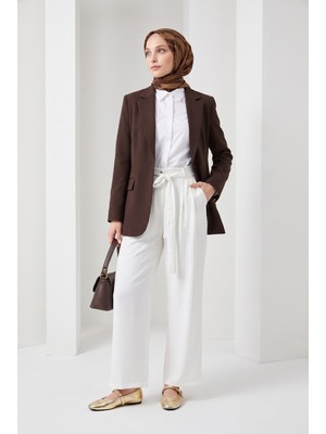 Armine Trend Beli Düğmeli ve Fermuarlı Kuşak Kemerli Bol Kesim Bol Paça Pantolon Ekru 23YT215
