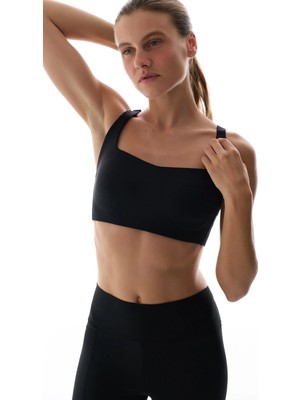 Penti Siyah Stretch360 Orta Destek Çapraz Sırt Detaylı Kaydırmaz Askılı Cross Back Spor Sütyeni