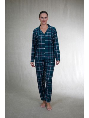 Estiva Kadın Kareli Yeşil Önden Düğmeli Süet Pijama Takımı