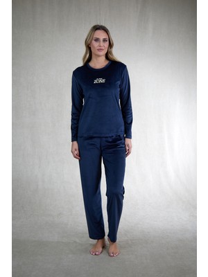 Estiva Kadın Zone Yazılı Kadife Pijama Takımı