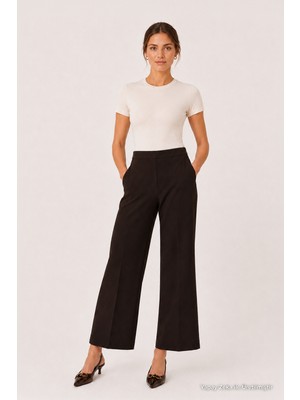 Zühre Bel Lastik Detaylı Bol Paça Kumaş Kahve Pantolon P-0102