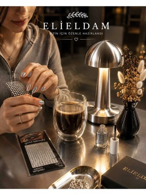 Elieldam Doğum Günü, Özel Gün, Yeni Iş Hediyesi Şarjlı Dokunmatik Lamba, Oje, Yüz ve Tırnak Taşı ve Çift Cidarlı Bardak Premium 5li Hediye Seti
