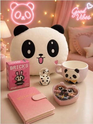 Elieldam Doğum Günü, Özel Gün, Yeni Iş, Yeni Ev Hediyesi Panda Yastık, Kupa, Kar Küresi, Defter ve Toka Seti