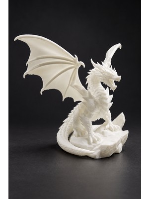 Eb Studio Beyaz Kaya Tabanlı Kanatlı Ejderha Figürü 12 cm – Fantastik Dekoratif Biblo