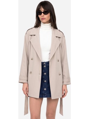 Mudo Kadın Taş Rengi Oversize Kısa Trençkot