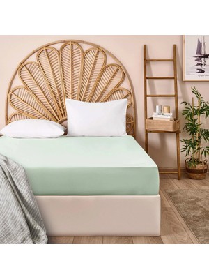 Matmel Soft Basic Çift Kişilik Düz Kenar Çarşaf - Yeşil - 240X260 cm
