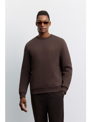 AVVA Erkek Kahve Bisiklet Yaka 3 İplik Şardonlu -4 Dereceye Dayanıklı Regular Fit Sweatshirt A62Y1291