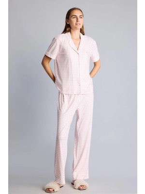 DeFacto Regular Fit Kısa Kollu Pötikare Desenli Düğmeli Pijama Takımı H5759AX26AU