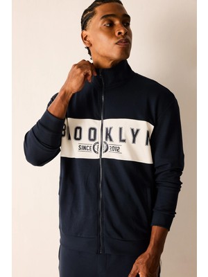 DeFacto NBA Lisanslı Brooklyn Nets Standart Fit Dik Yaka Fermuarlı Sweat Hırka H7734AX26AU