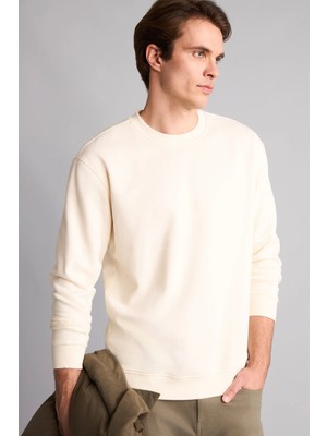 DeFacto Regular Fit Bisiklet Yaka Basic Sweatshirt H5180AX26AU