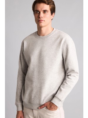 DeFacto Regular Fit Bisiklet Yaka Basic Sweatshirt H5180AX26AU