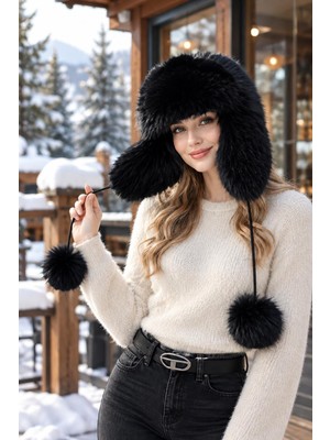 Wearflawless Kadın Peluş Kalpak Kulaklıklı Ponponlu Kışlık Şapka, Kürk Görünümlü Rus Kalpağı, Trend Kalpak