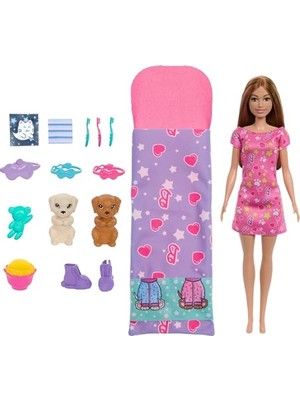 Odea Barbie Pijama Partisi Oyun Seti, 2 Oyuncak Köpek ve Aksesuarlar