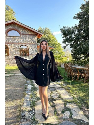 End Black Siyah Kolları Pilseli Atlas Ceket Elbise