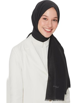 1001 Trend Adalia Şal - Modern ve Zarif Tesettür Modası