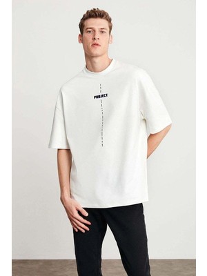 Fantastik Store Erkek Baskılı T-Shirt Kısa Kol Bisiklet Yaka Regular Fit Rahat Kalıp Tişört - Beyaz