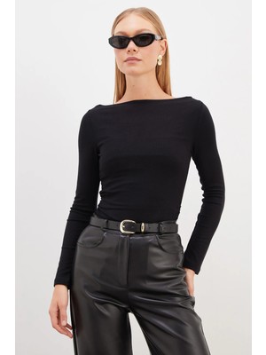 FullaModa Yanları Drapeli Kayık Yaka Slim Fit Bluz