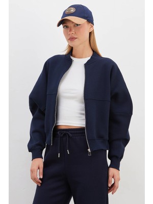 FullaModa 3 Iplik Basic Fermuarlı Dik Yaka Crop Sweatshirt