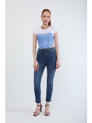 Blue White Kadın Slim Fit Likralı Esnek Jean Pantolon Mavi