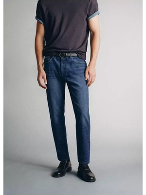 Mango Italya’da Üretilen Tapered Fit Candiani Kumaşlı Jeans