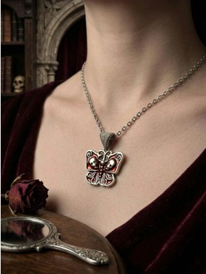 Velcari Kadın Çelik Zincirli Kırmızı Mine Skull Kelebek Figürlü Gotik Kolye