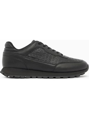 Armani Exchange Erkek Düşük Bilekli Suni Deri Logo Desenli Düz Tabanlı Siyah Sneaker XM003644 AF29408-UC001