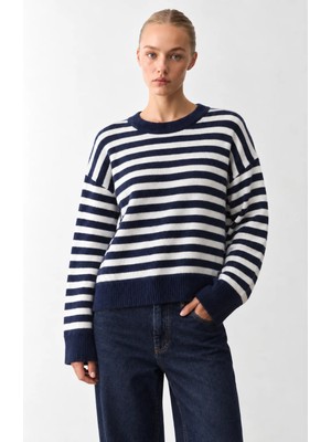 Madmext Lacivert Çizgili Bisiklet Yaka Oversize Kadın Kazak MG2894