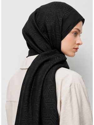 Mizalle Siyah Kadın Geometrik Desen Şal M2MZ4030300014