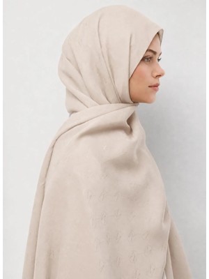 Mizalle Ekru Kadın Logo Baskılı Şal M2MZ4030300013