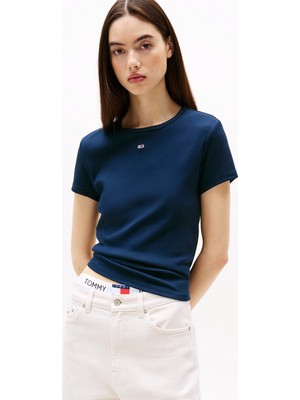 Tommy Jeans Kadın Tişört DW0DW17383