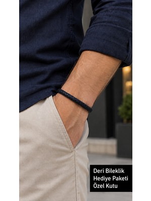 Herşey Nota Delvian Nightorb Lacivert Deri Erkek Bileklik - Küre Uçlu Açık Örgü Tasarım